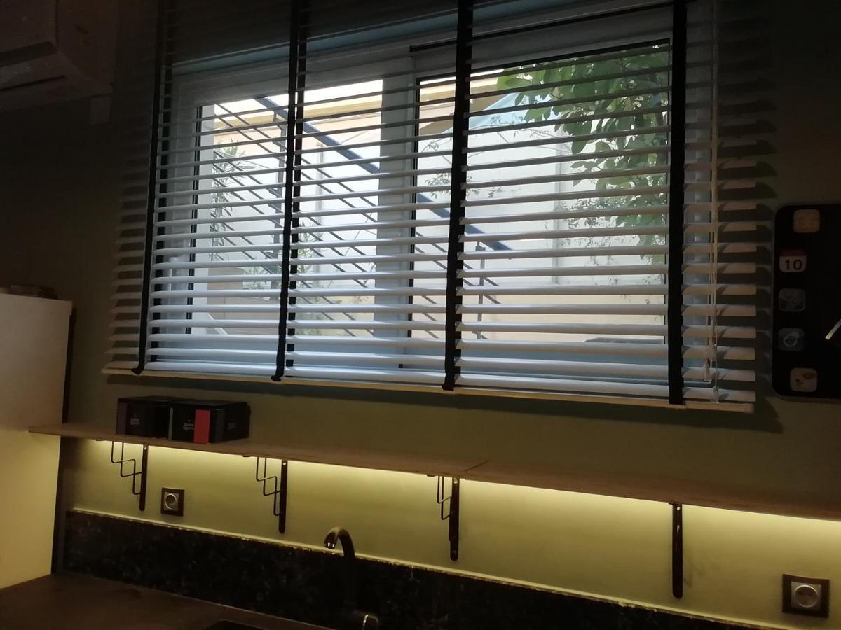 Amazing Semi-Basement Art Apartment Easy Walk To Nafplio Centre מראה חיצוני תמונה