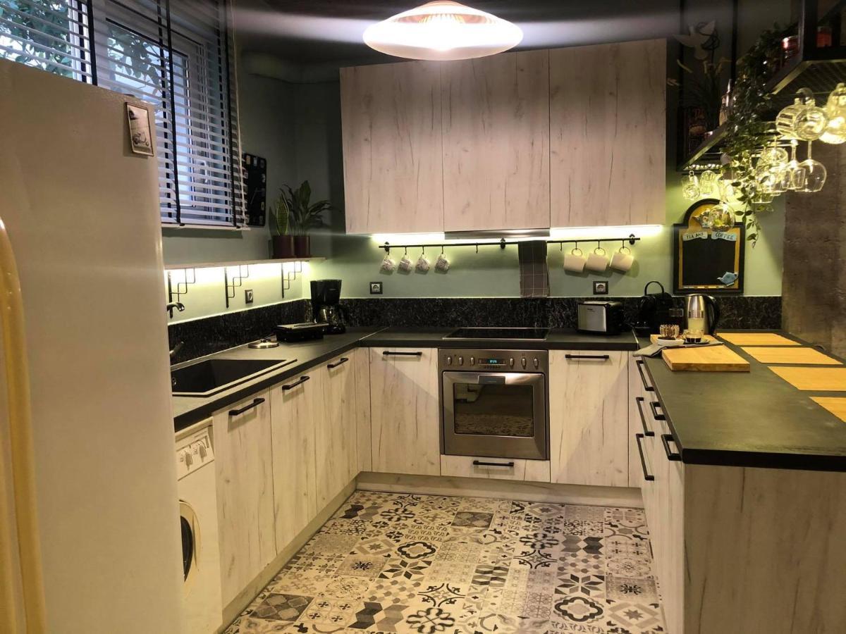 Amazing Semi-Basement Art Apartment Easy Walk To Nafplio Centre מראה חיצוני תמונה