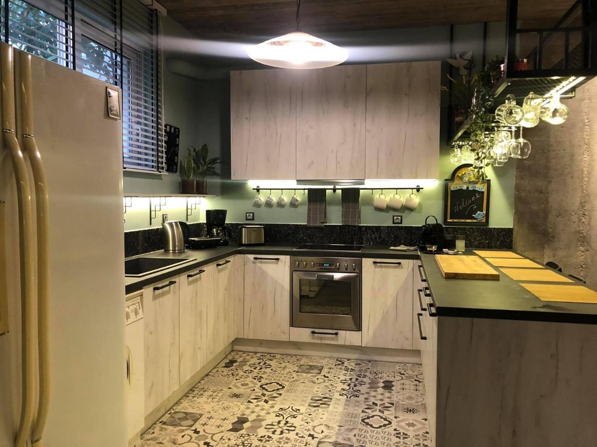 Amazing Semi-Basement Art Apartment Easy Walk To Nafplio Centre מראה חיצוני תמונה
